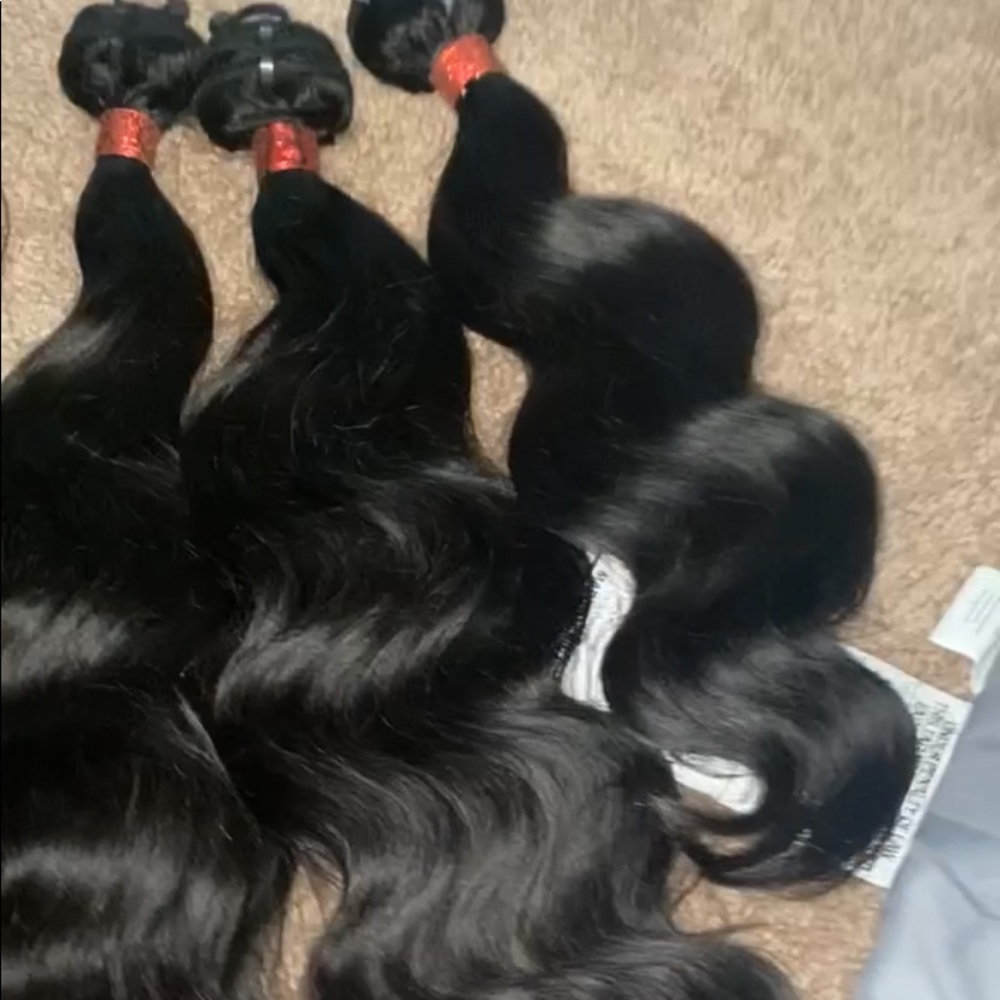 Human hair bundles with closure 16’18’22’ + 16’ closure 15a grade hair